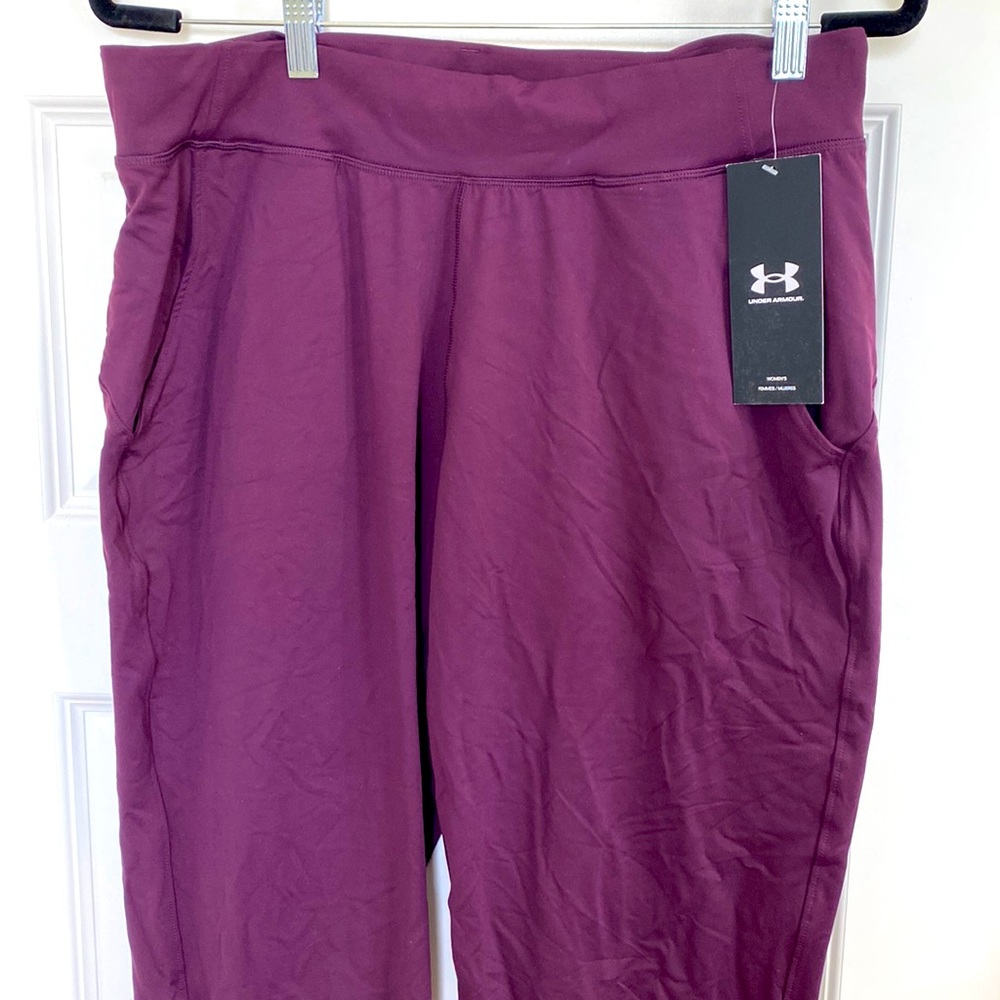 Under Armour Softest Joggers Size Large